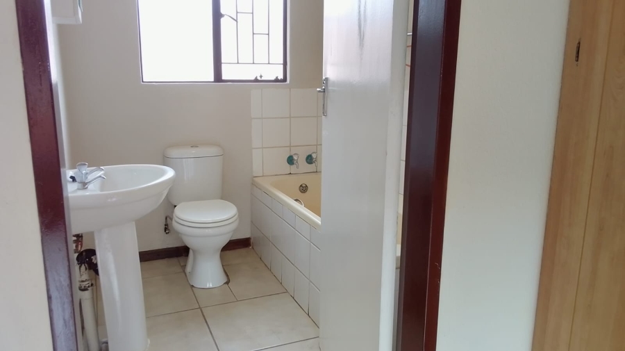 3 Bedroom Property for Sale in Tlhabane West North West